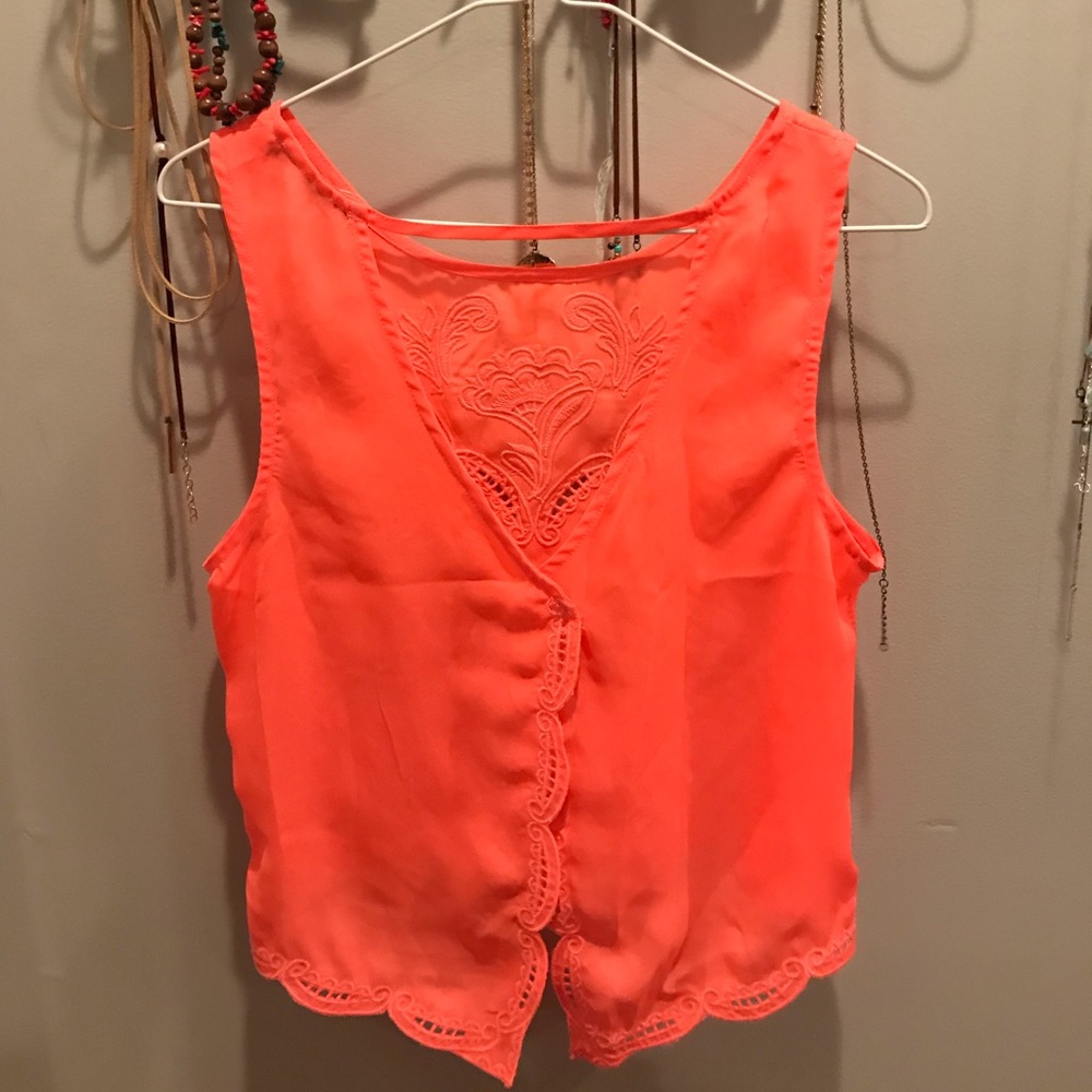 Tank top - Picture 2 of 3